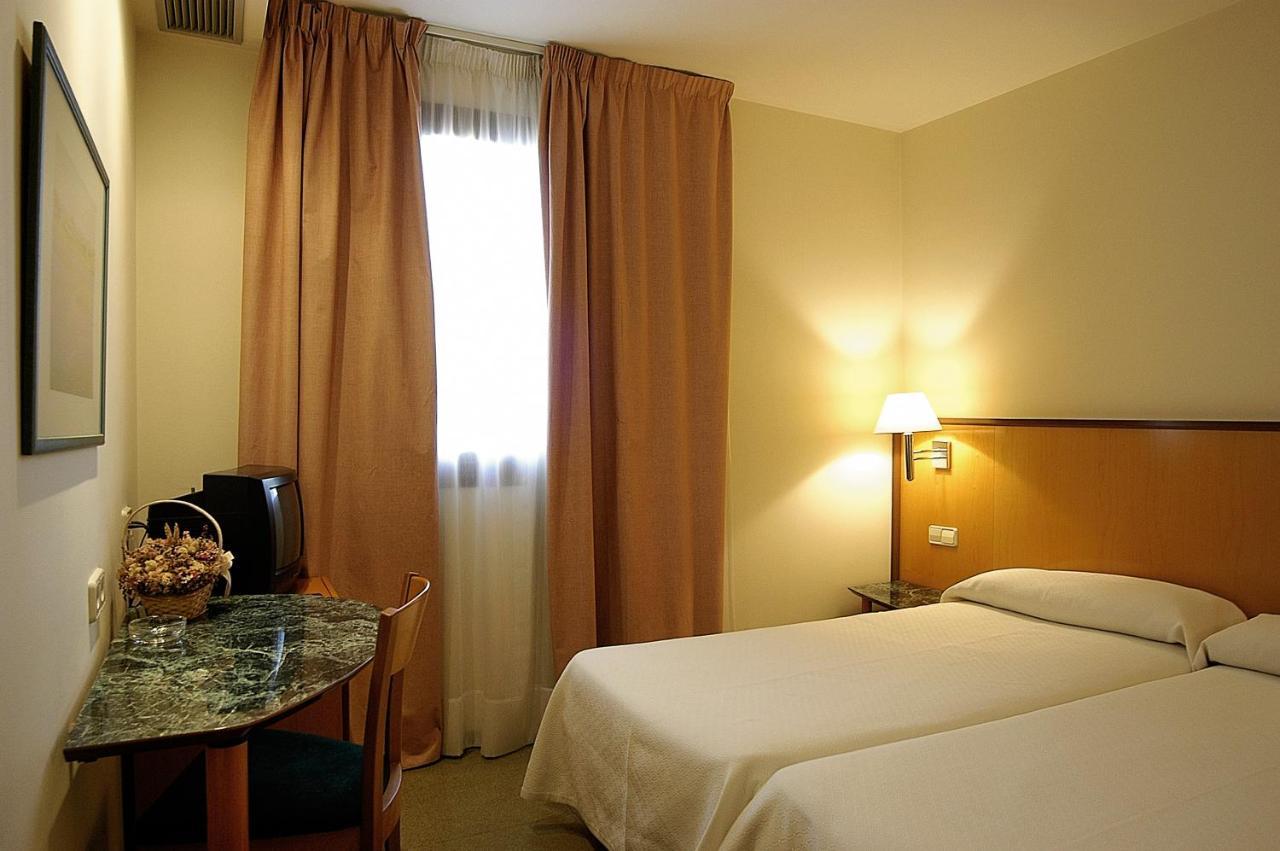 Hostal Meson Pepa Logroño Eksteriør billede
